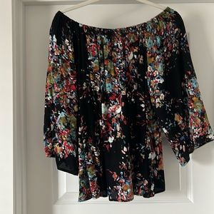 LOVESTITCH | off the shoulder floral blouse